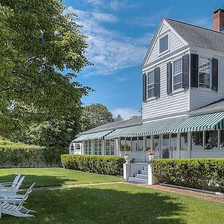 Harbor Knoll Bed And Breakfast Грийнпорт Екстериор снимка