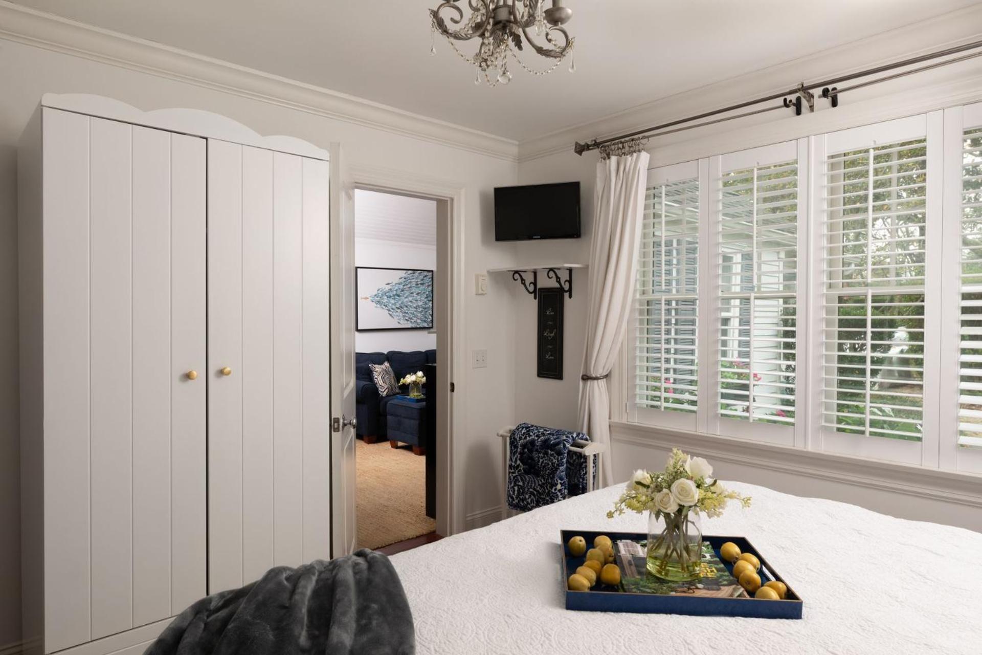 Harbor Knoll Bed And Breakfast Грийнпорт Екстериор снимка