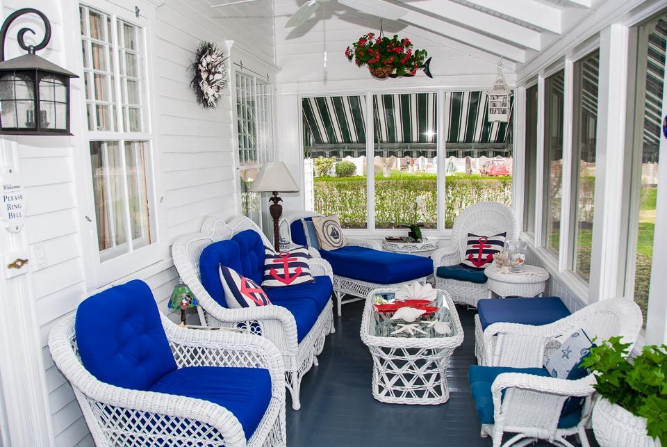 Harbor Knoll Bed And Breakfast Грийнпорт Екстериор снимка